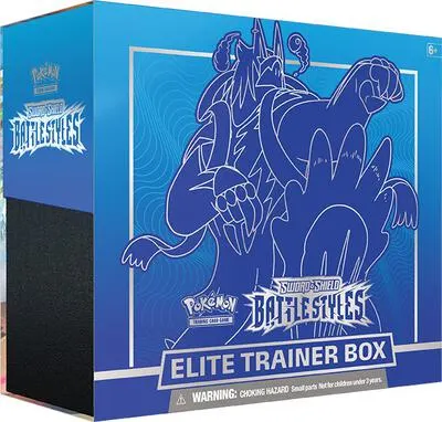 Elite Trainer Box Estilos de Combate (Rapid Strike Urshifu)